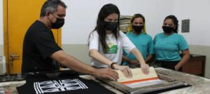 Com a ajuda da Fundação Abrinq, Marta, de 10 anos, saiu do trabalho infantil