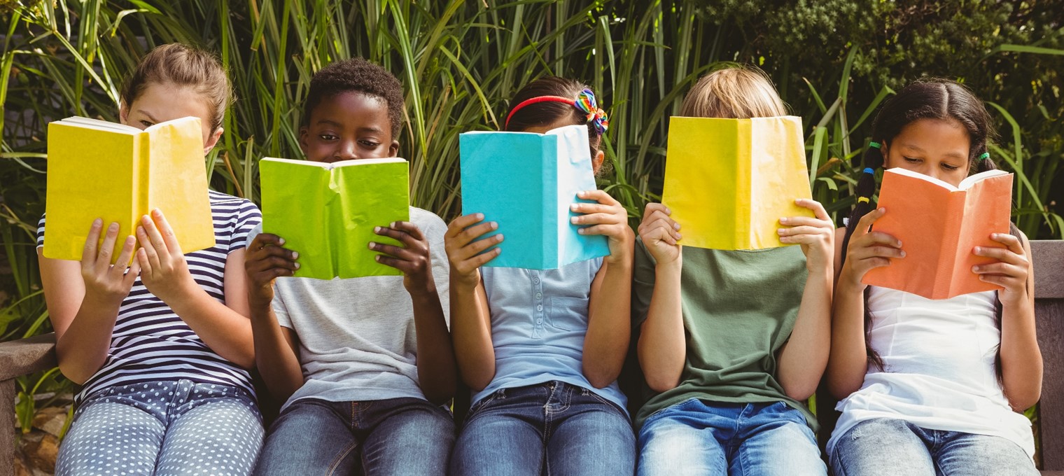 noticia-livro Dia Nacional do Livro: conheça as ações de estímulo à leitura promovidas pela Fundação Abrinq