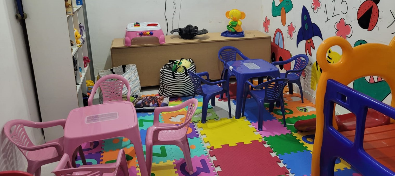 noticia-brinquedoteca Fundação Abrinq ajuda a construir brinquedoteca para crianças refugiadas do Afeganistão