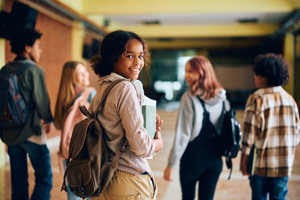 Fundação Abrinq lança publicação com a percepção dos adolescentes sobre a Agenda 2030